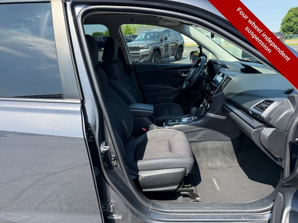 Used 2021 Subaru Forester Premium AWD/4WD image 40