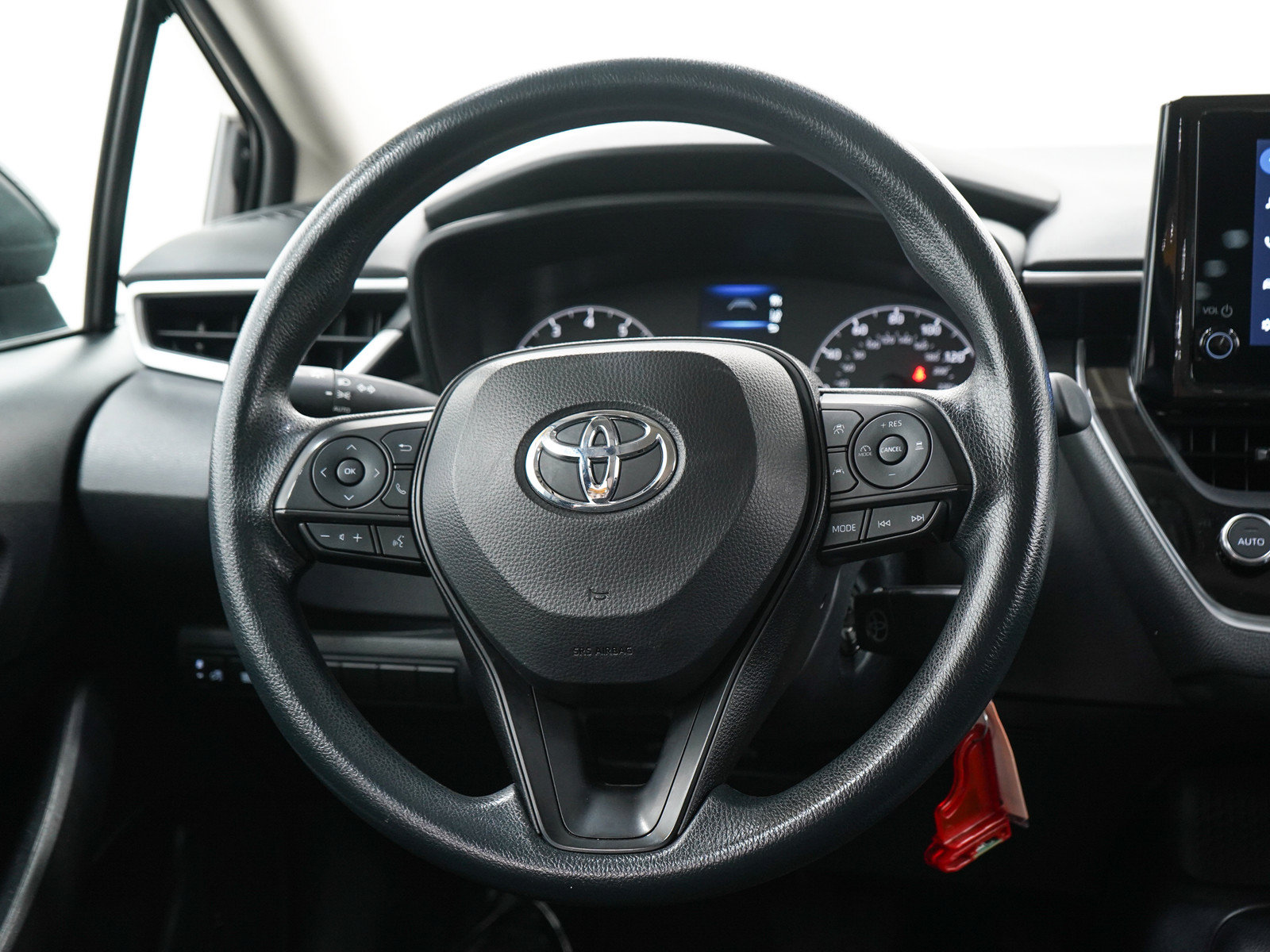 Used 2024 Toyota Corolla LE FWD image 15