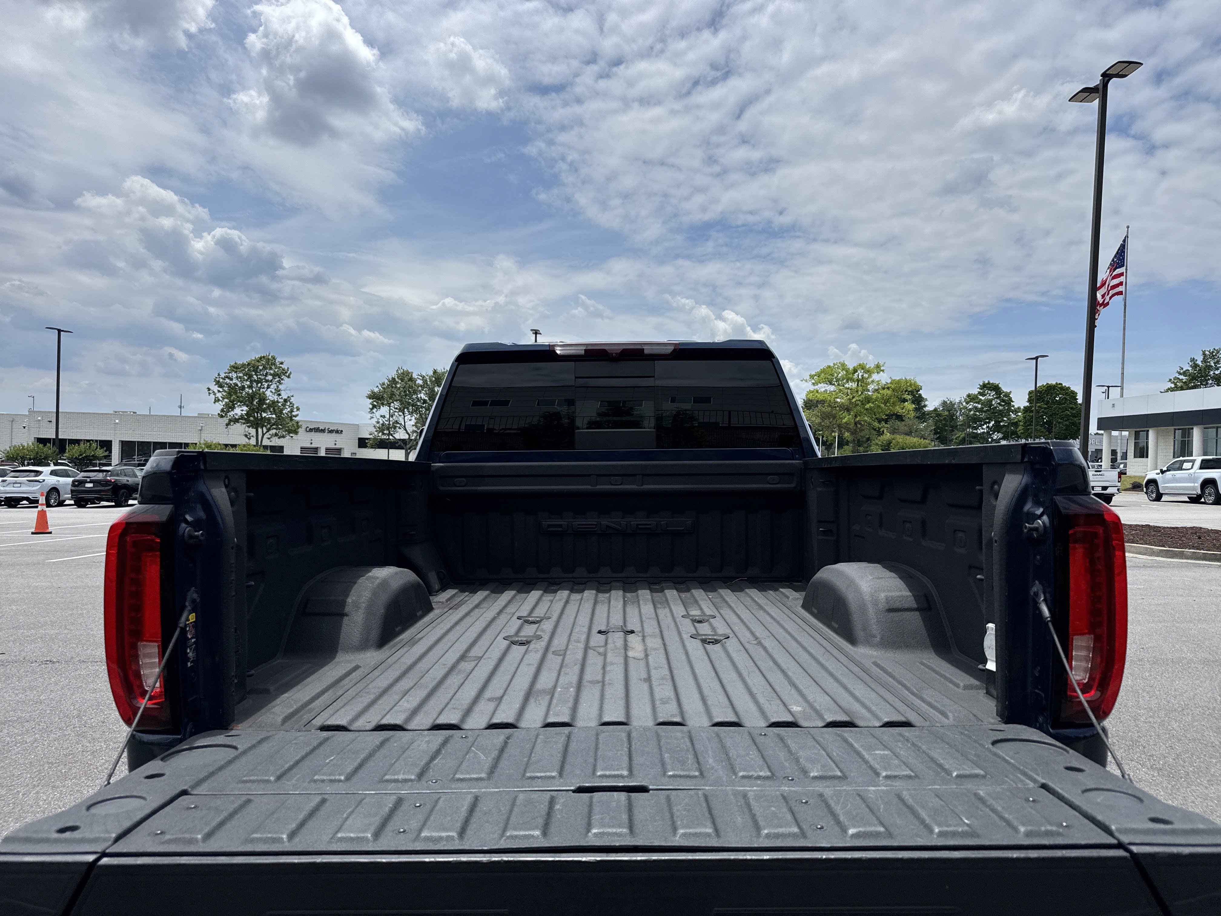 Used 2022 GMC Sierra 2500 Denali AWD/4WD image 33