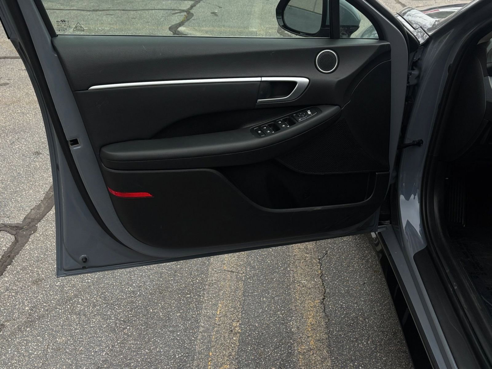Used 2025 Hyundai Sonata SEL FWD image 25