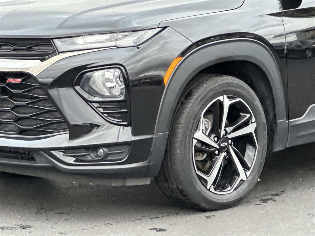 Used 2022 Chevrolet TrailBlazer RS w/ Sun and Liftgate Package image 8