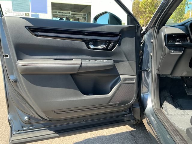 Certified 2025 Honda CR-V Sport Touring image 10