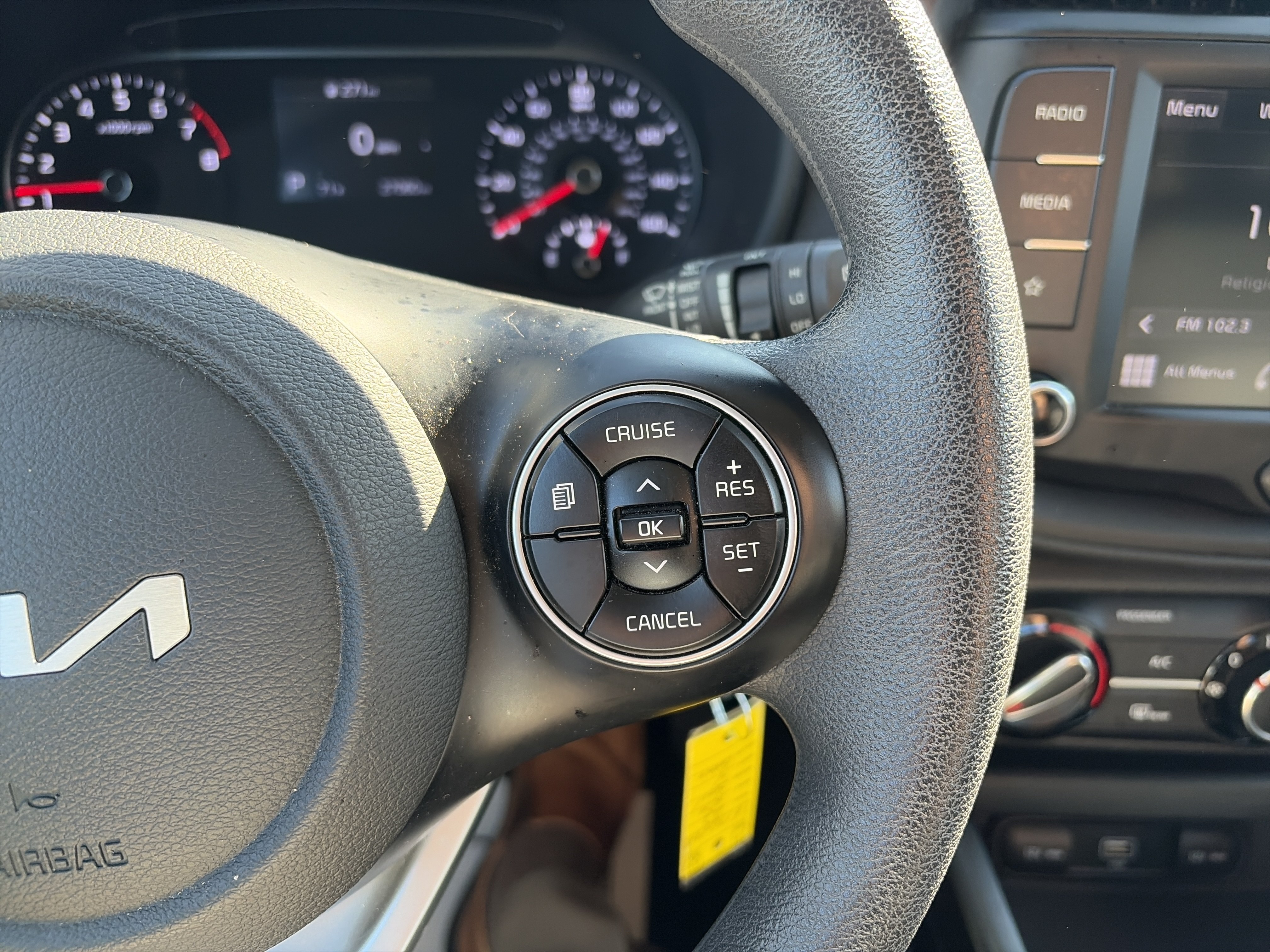 Used 2022 Kia Soul LX FWD image 17