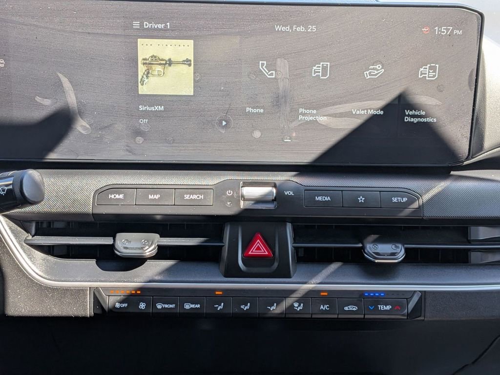 Used 2025 Kia K4 LXS image 23