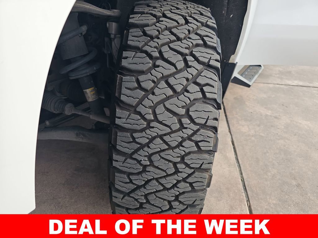 Used 2020 Chevrolet Silverado 1500 LT w/ Trailering Package image 34