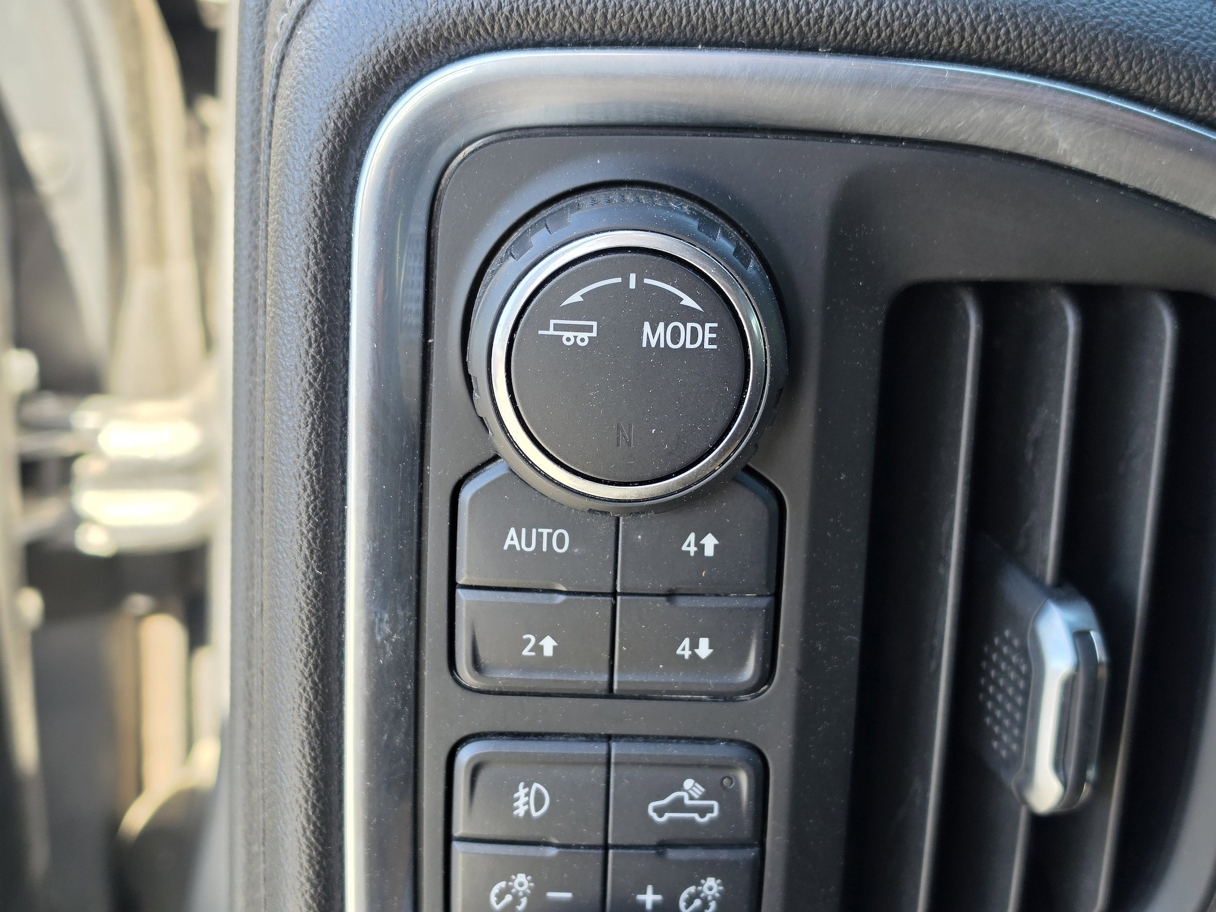 Used 2021 Chevrolet Silverado 1500 RST image 26