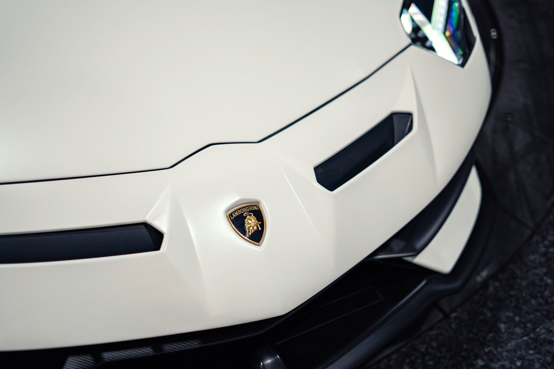 Used 2020 Lamborghini Aventador SVJ AWD/4WD image 50