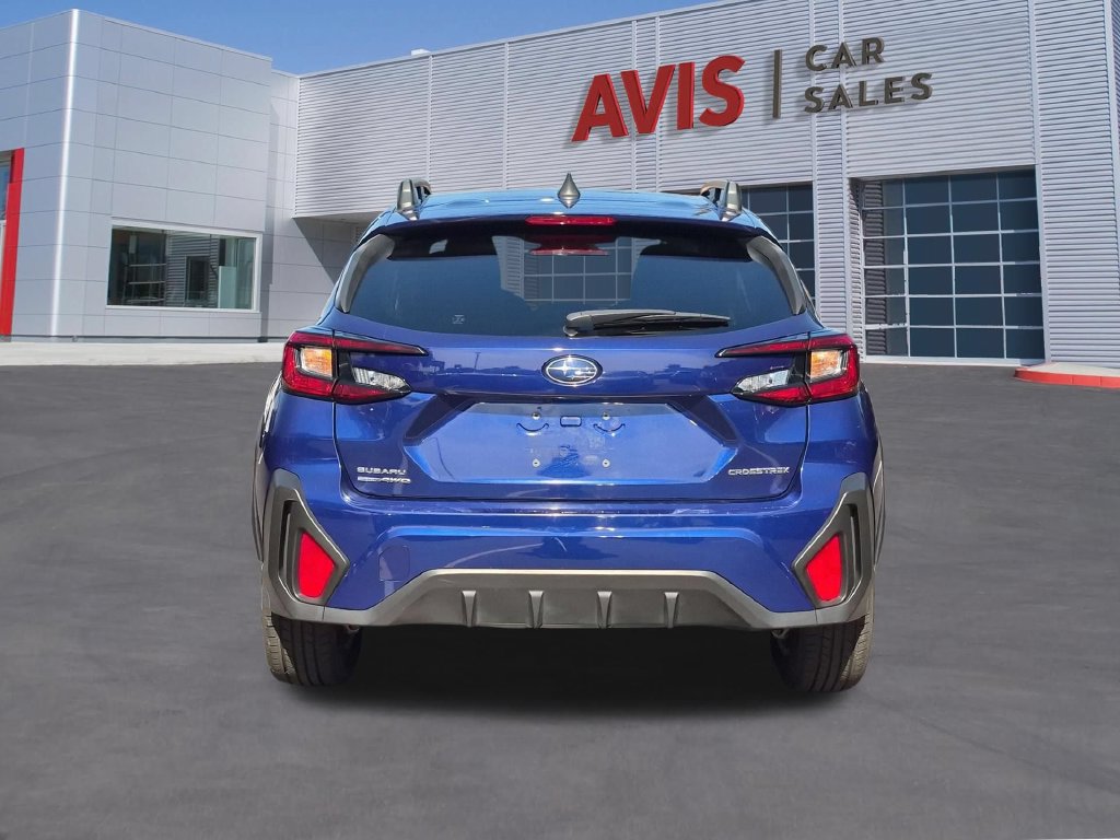 Used 2025 Subaru Crosstrek 2.5i Premium AWD/4WD image 7
