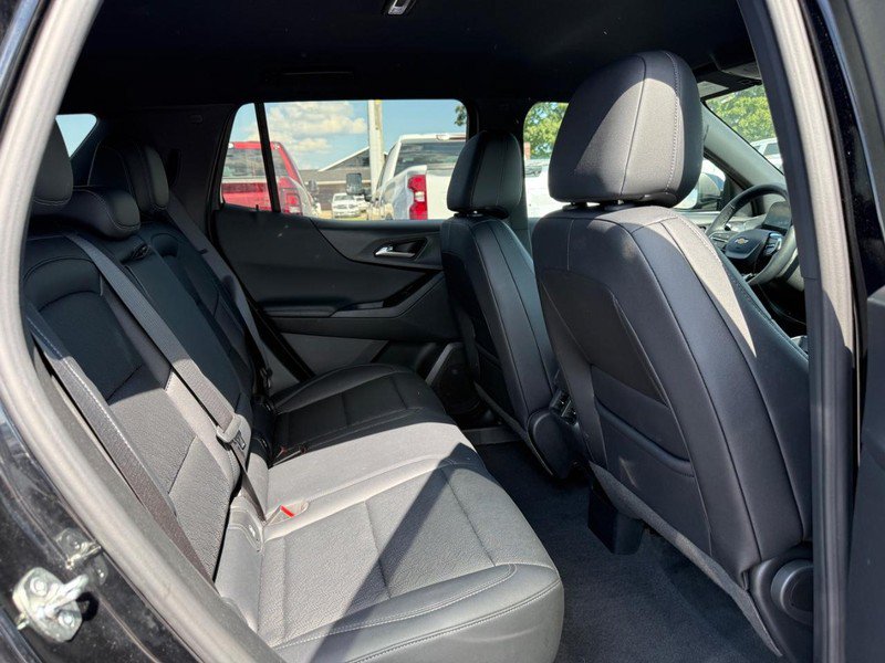 Used 2026 Chevrolet Equinox LT w/ Convenience Package II AWD/4WD image 11