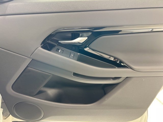 Used 2025 Land Rover Range Rover Evoque S image 45