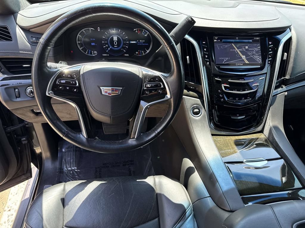 Used 2019 Cadillac Escalade Platinum AWD/4WD image 31