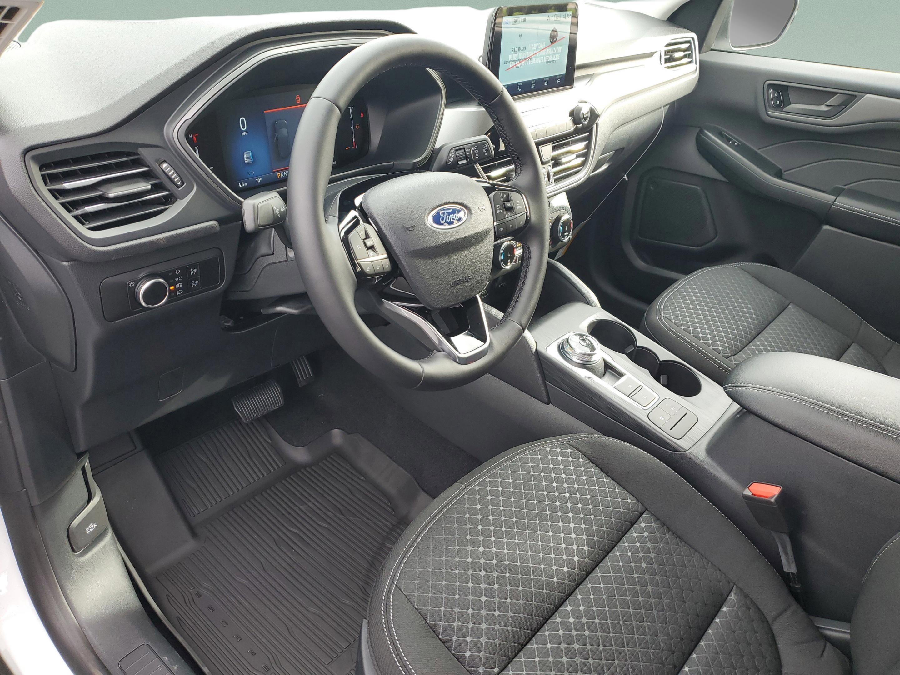 New 2026 Ford Escape Active w/ Cold Weather Package image 12