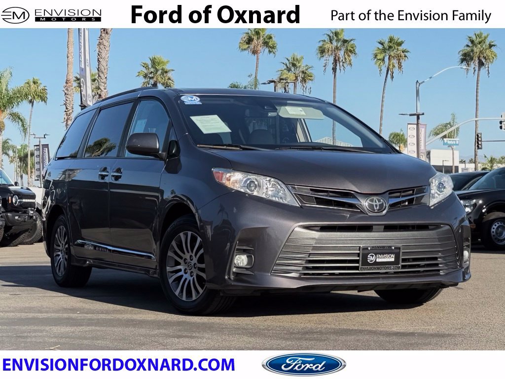 Used 2020 Toyota Sienna XLE FWD image 1