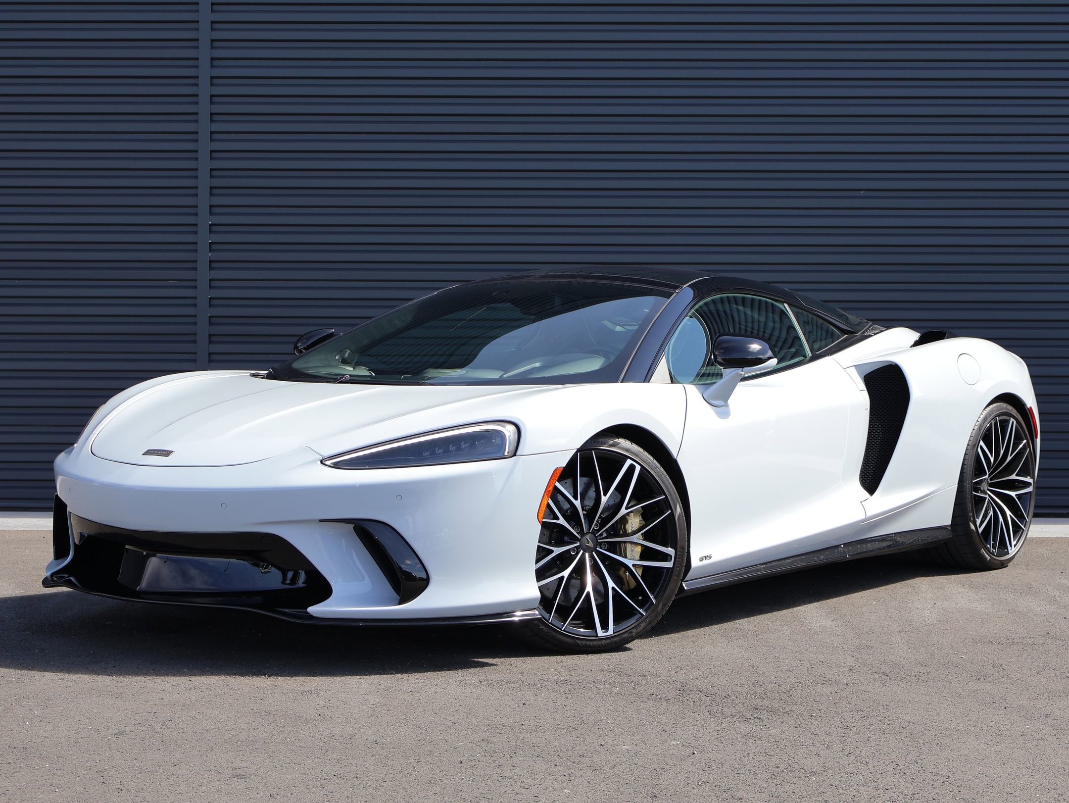 Used 2025 McLaren GTS image 1