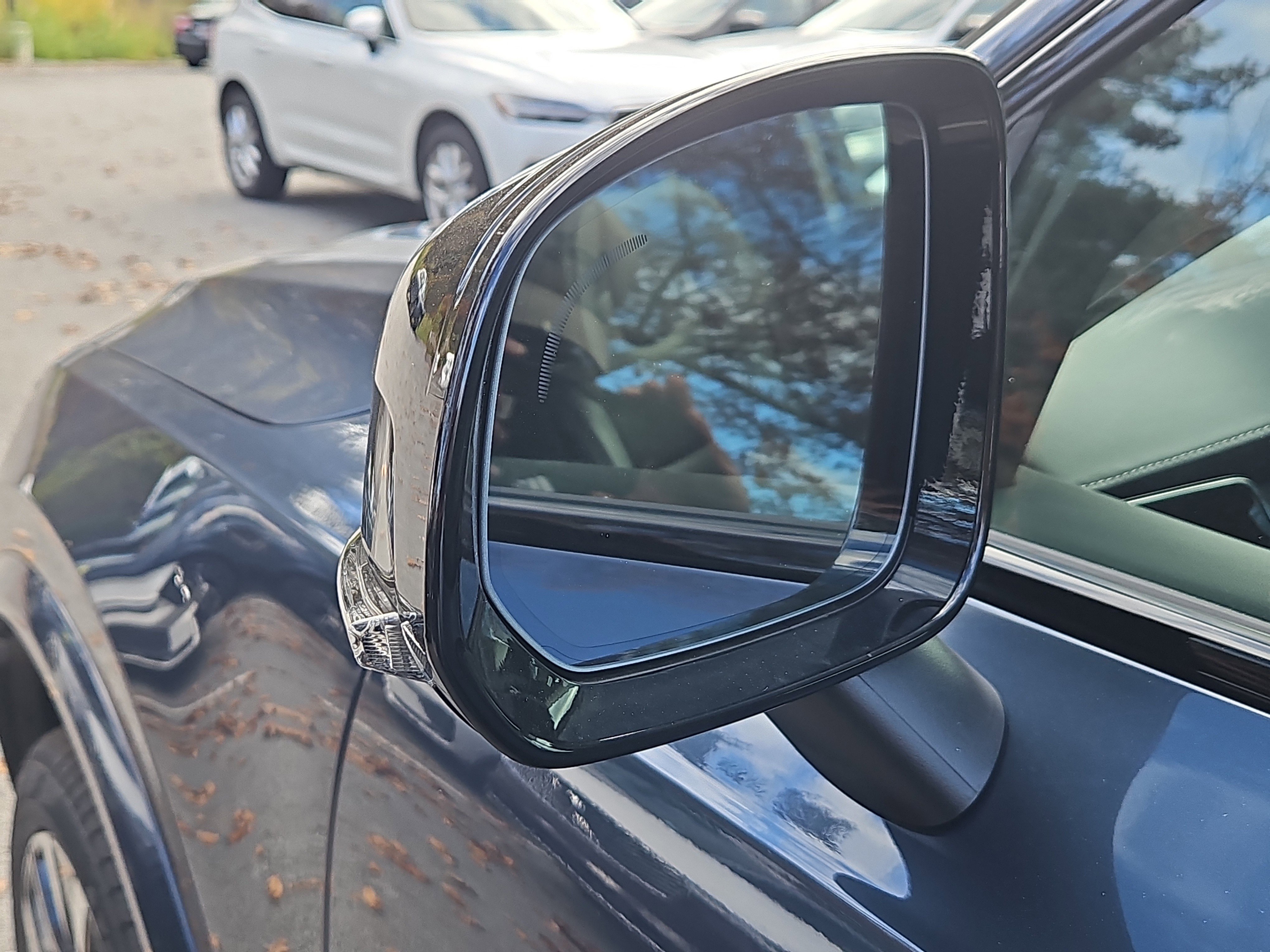 New 2026 Volvo XC90 B6 Ultra w/ Protection Package Premier image 14