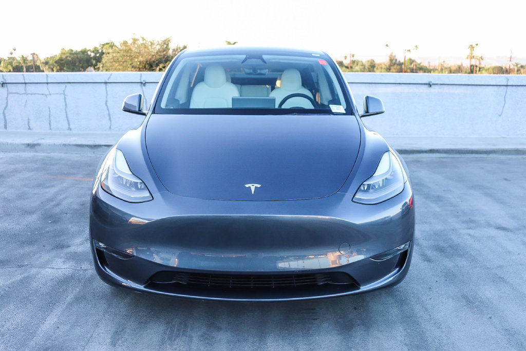Used 2023 Tesla Model Y Performance AWD/4WD image 3
