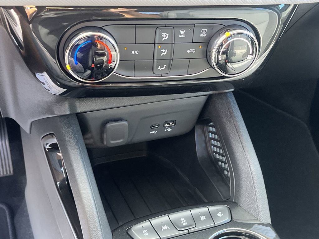 New 2026 Chevrolet TrailBlazer LT w/ Driver Confidence Package image 18