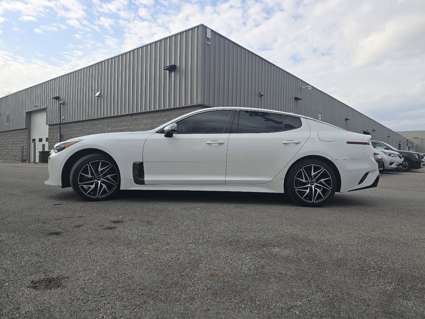 Used 2023 Kia Stinger GT-Line w/ Sun & Sound Package image 13