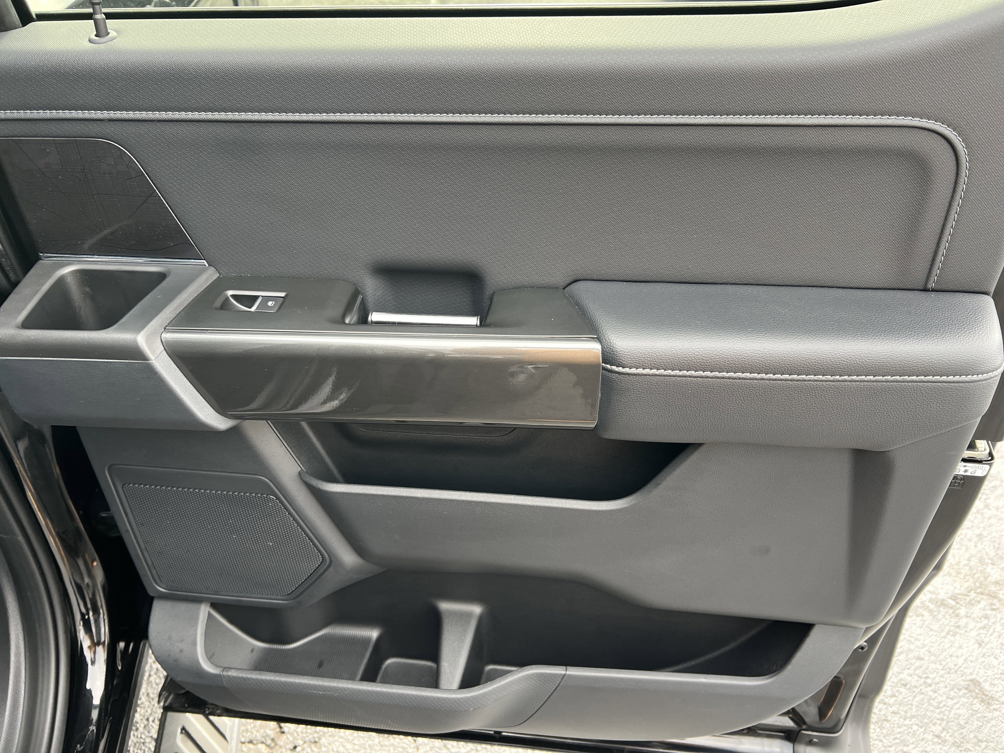 Certified 2022 Ford F150 XLT w/ Equipment Group 302A High image 18