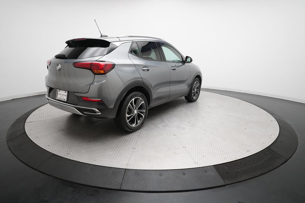 Used 2020 Buick Encore GX Essence FWD image 34