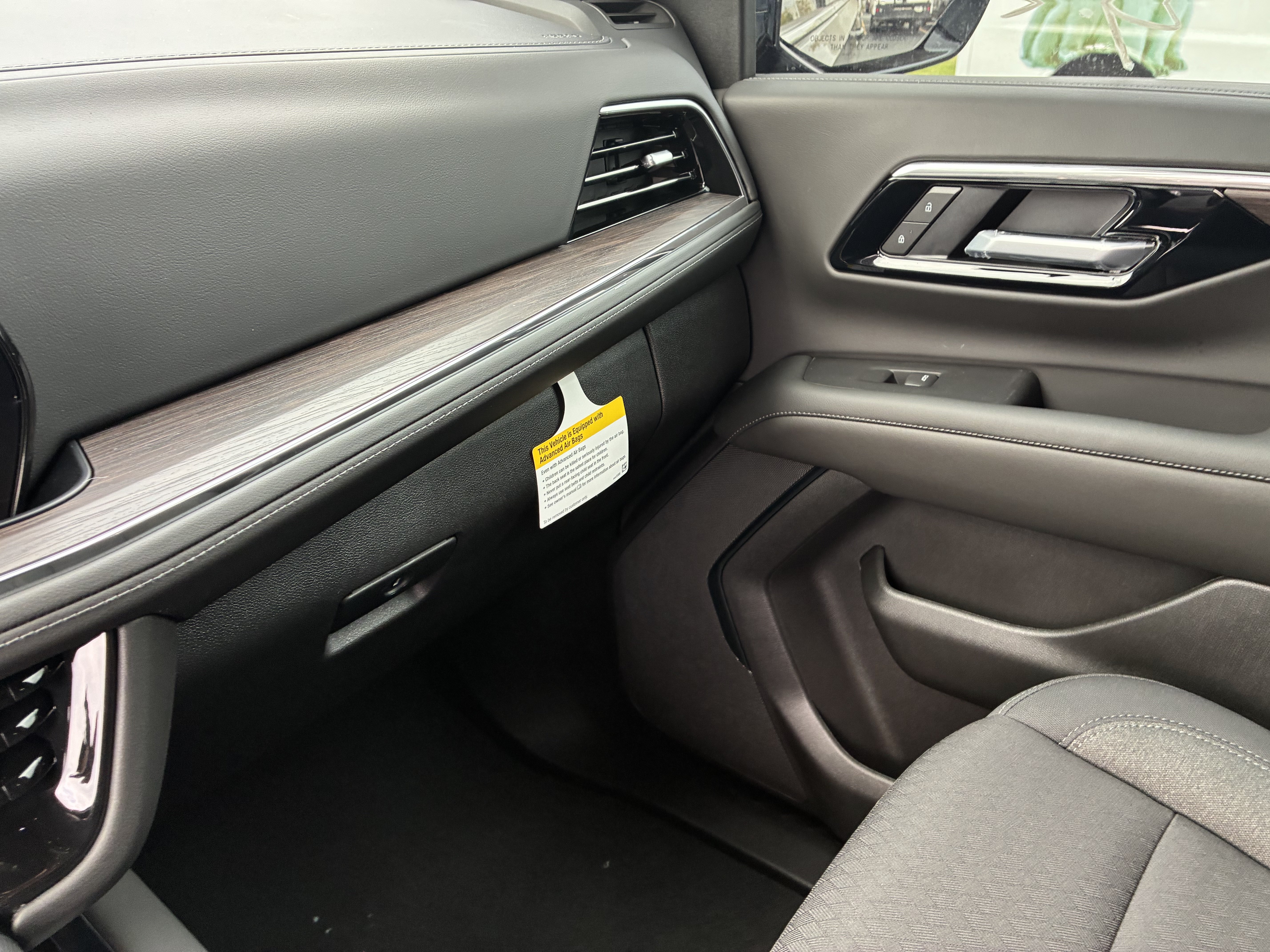 New 2027 Chevrolet Suburban LS w/ Max Trailering Package RWD image 34