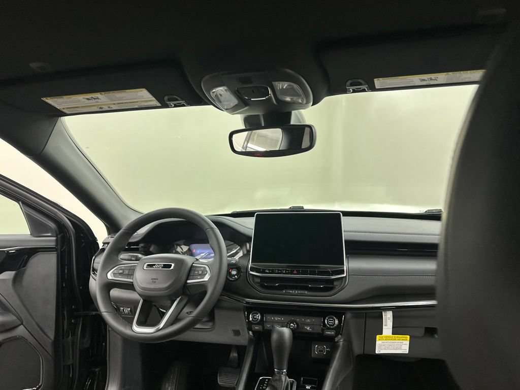 New 2026 Jeep Compass Latitude AWD/4WD image 25