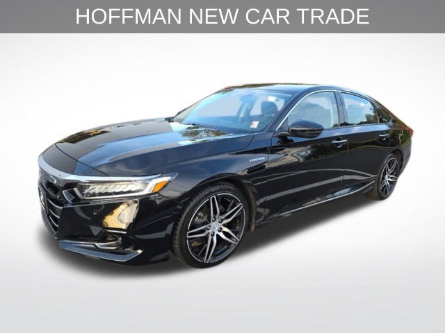 Used 2022 Honda Accord Touring image 2