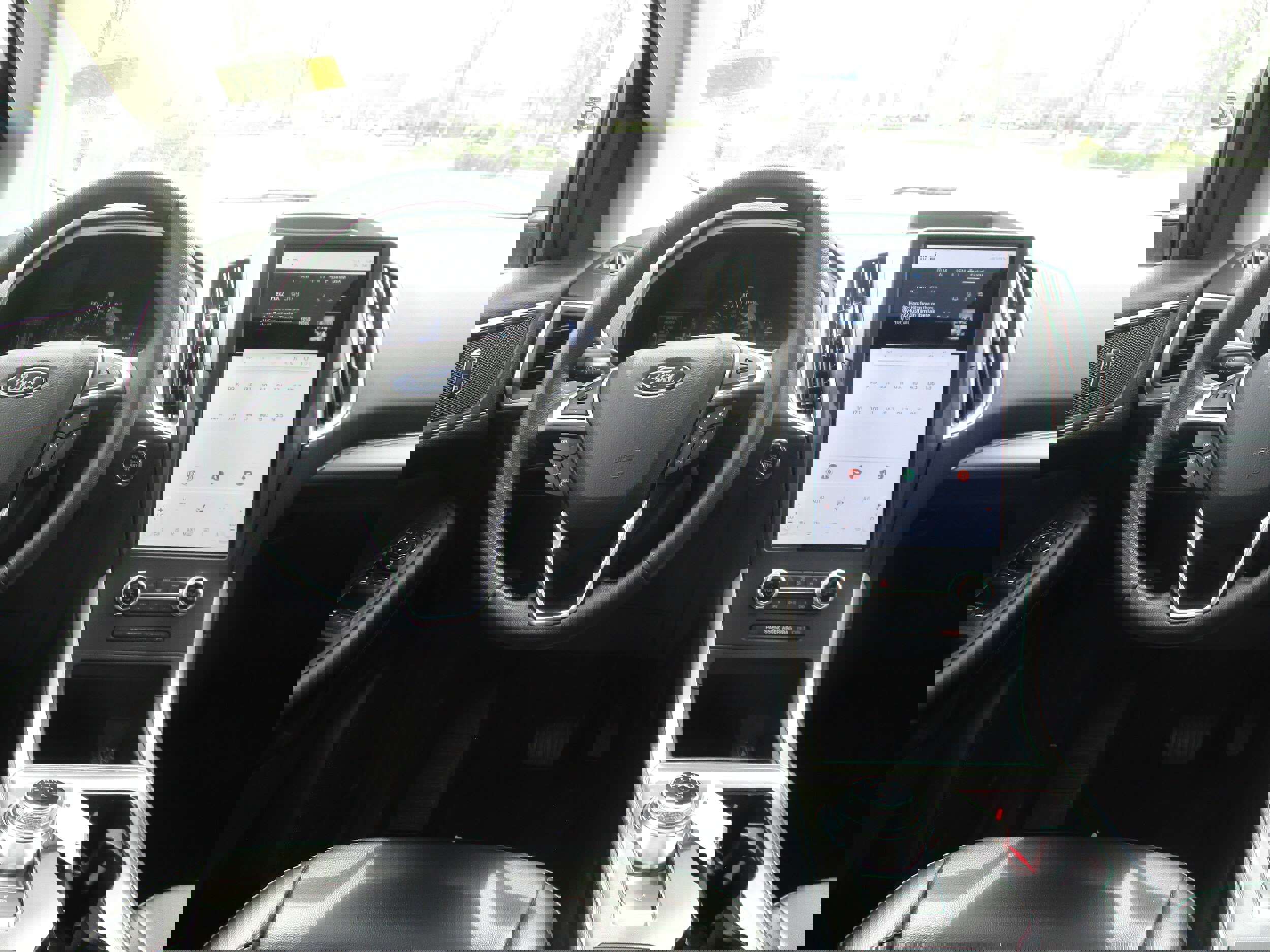 Used 2022 Ford Edge SEL w/ Convenience Package AWD/4WD image 11