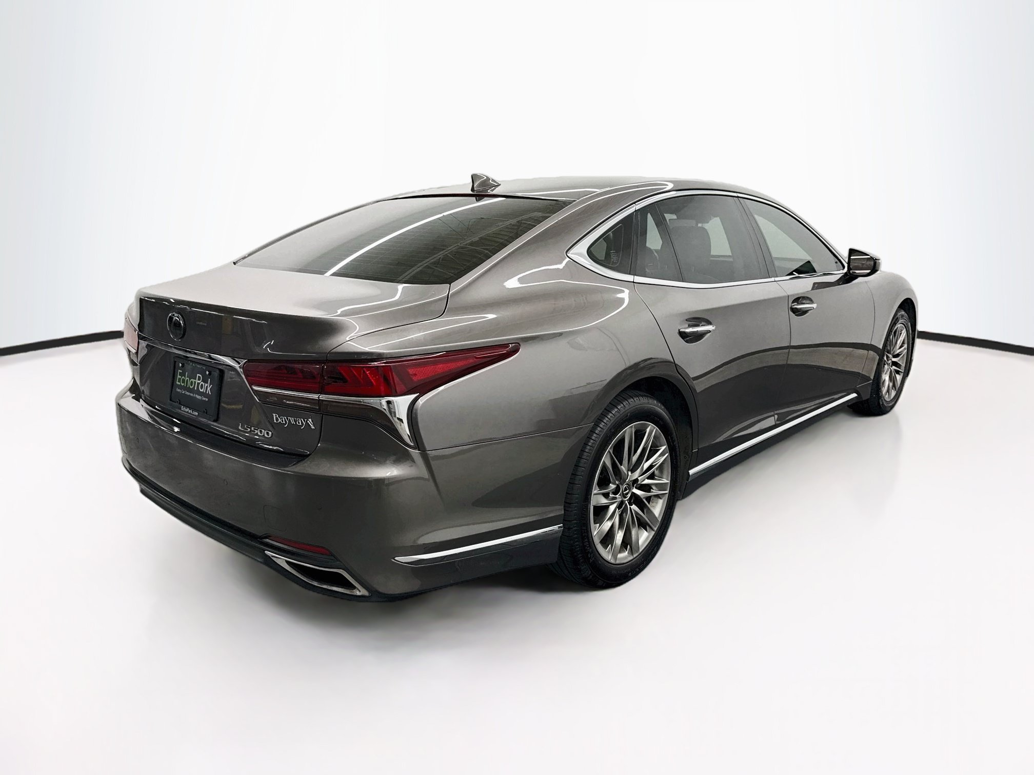 Used 2018 Lexus LS 500 w/ Interior Upgrade Package RWD image 9