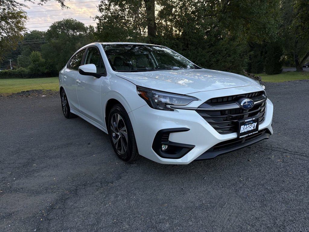Certified 2025 Subaru Legacy Premium AWD/4WD image 2