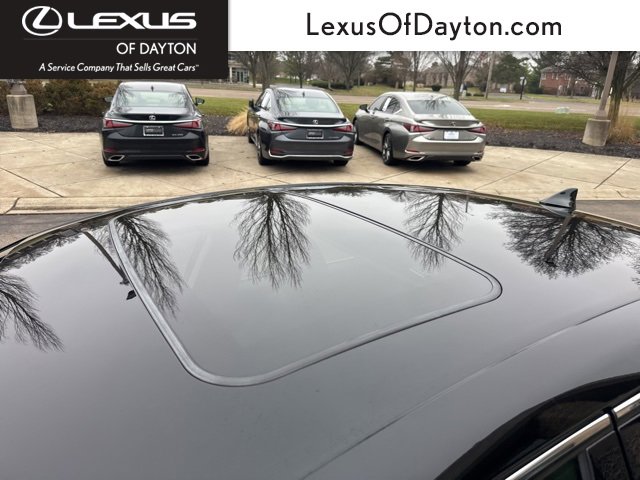 Used 2016 Lexus IS 300 AWD image 10