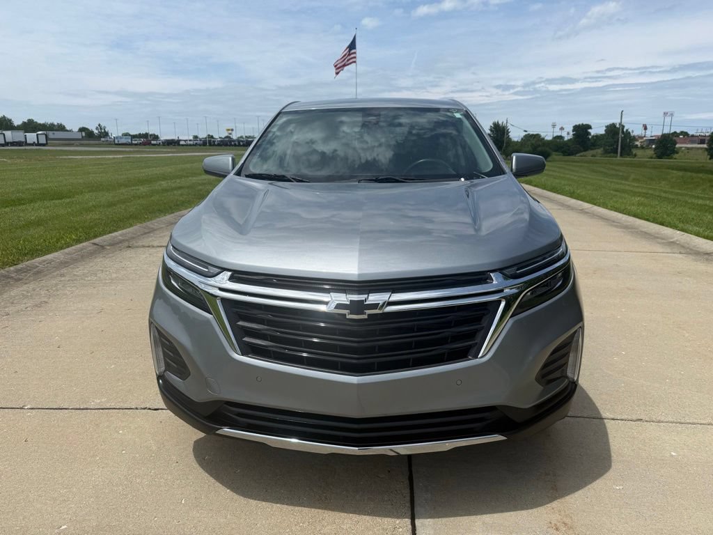 Used 2023 Chevrolet Equinox LT FWD image 11