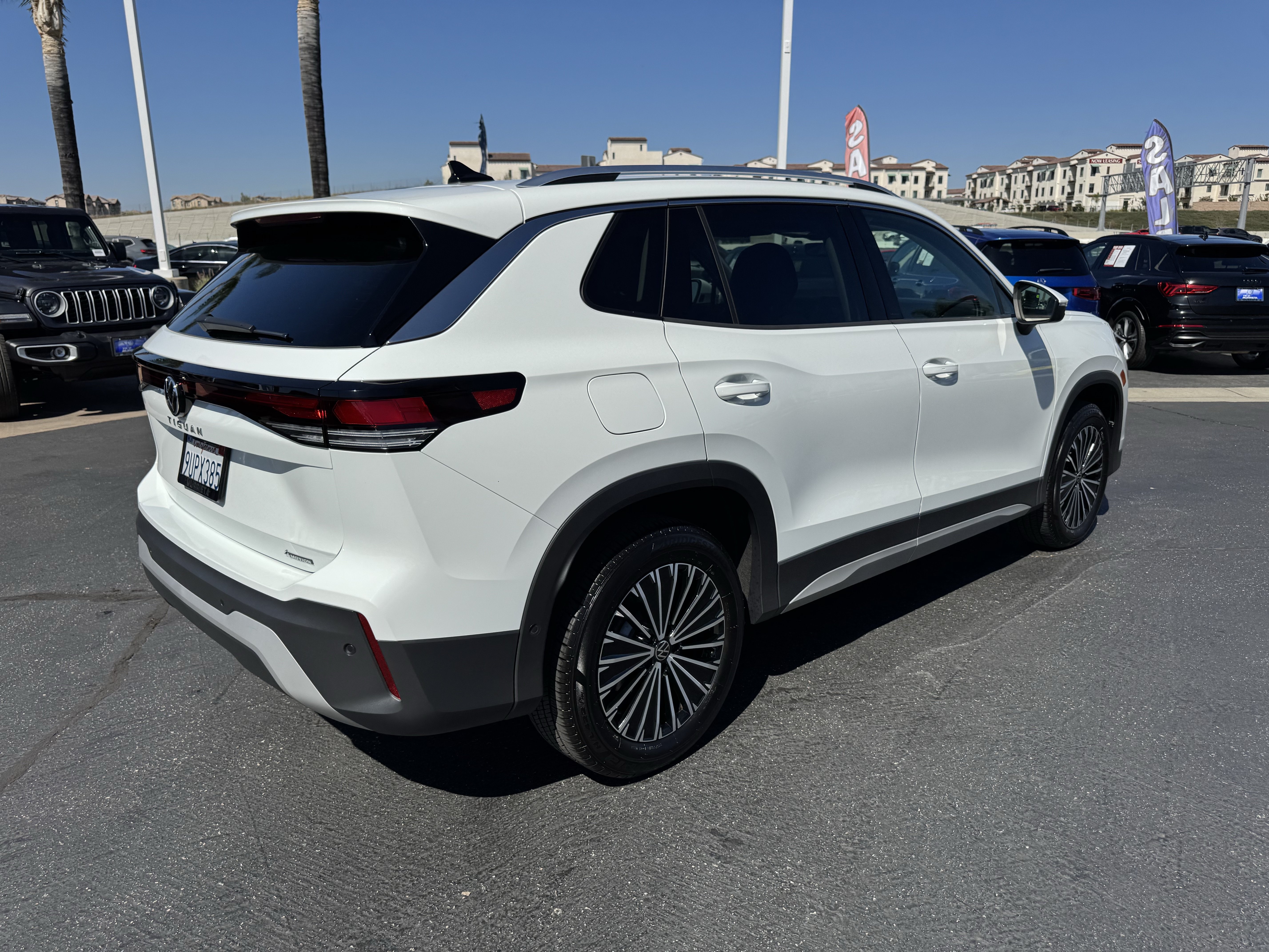 Certified 2025 Volkswagen Tiguan S AWD/4WD image 16