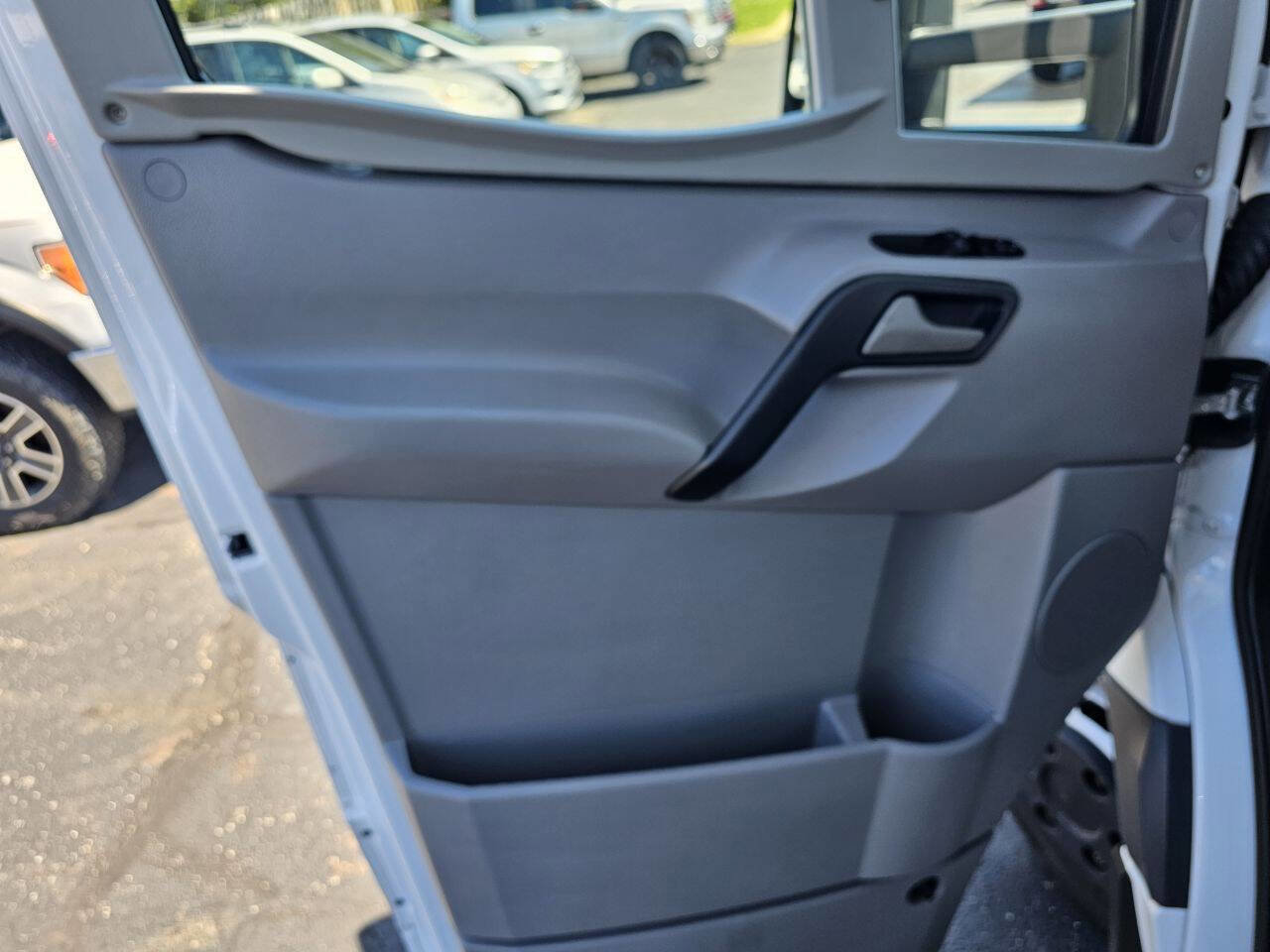 Used 2007 Dodge Sprinter 3500 image 14