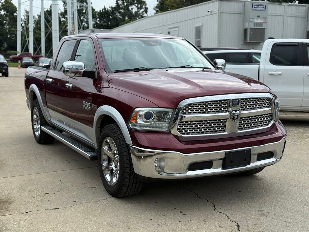 Used 2016 RAM 1500 Laramie w/ Convenience Group AWD/4WD image 4