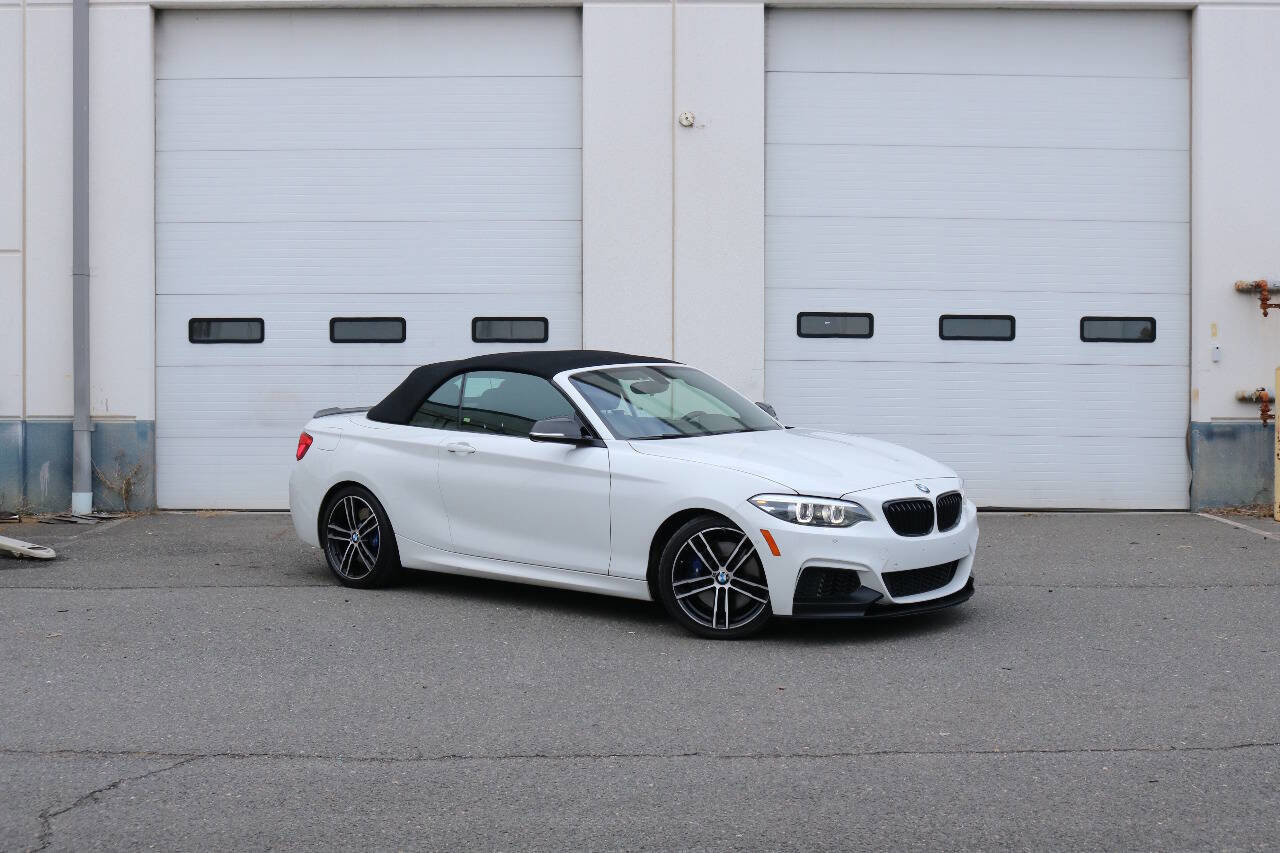 Used 2018 BMW M240i Convertible image 2