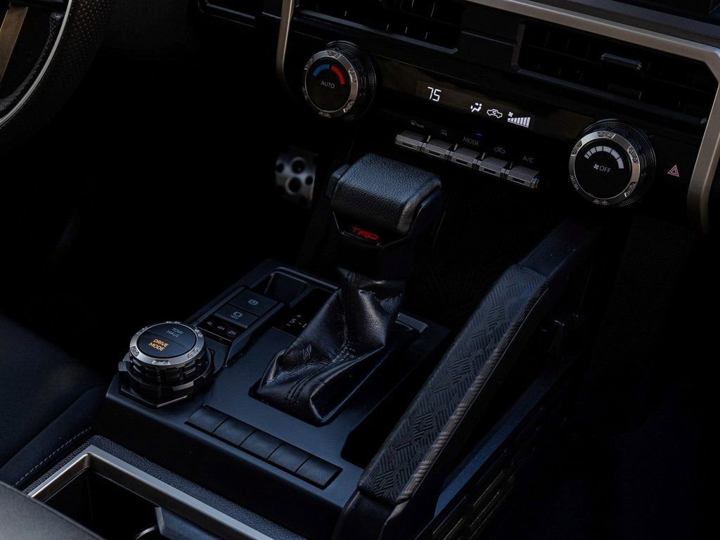 Used 2024 Toyota Tacoma TRD Sport image 26