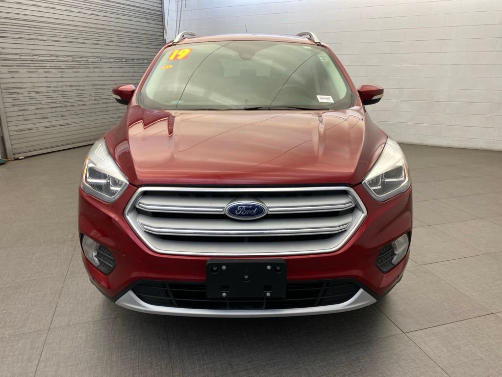 Used 2019 Ford Escape Titanium FWD image 3
