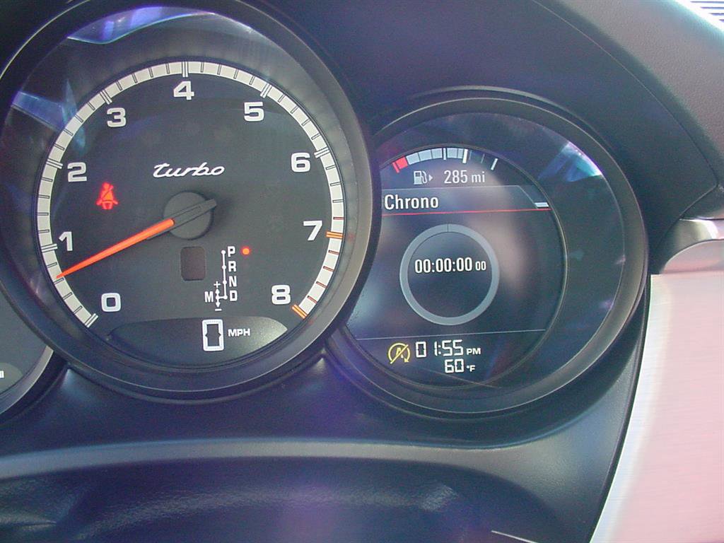 Used 2016 Porsche Macan Turbo image 24