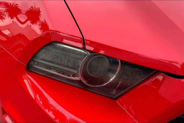 Used 2014 Ford Mustang Premium w/ Comfort Package image 27