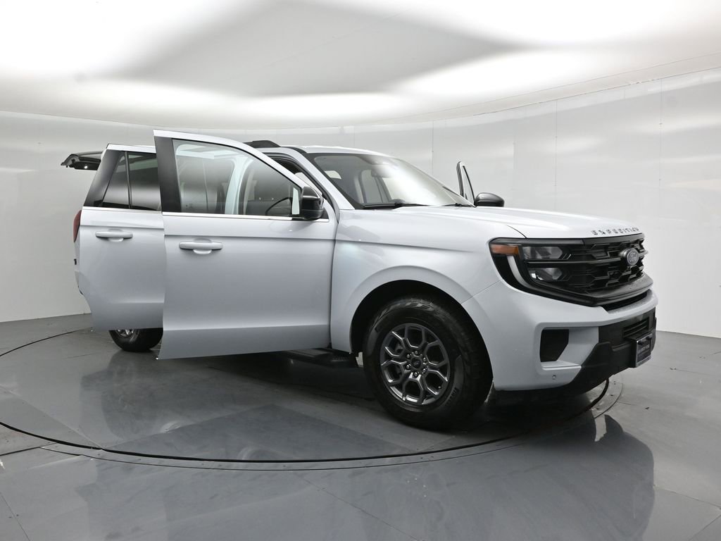 Used 2025 Ford Expedition Max Active RWD image 30