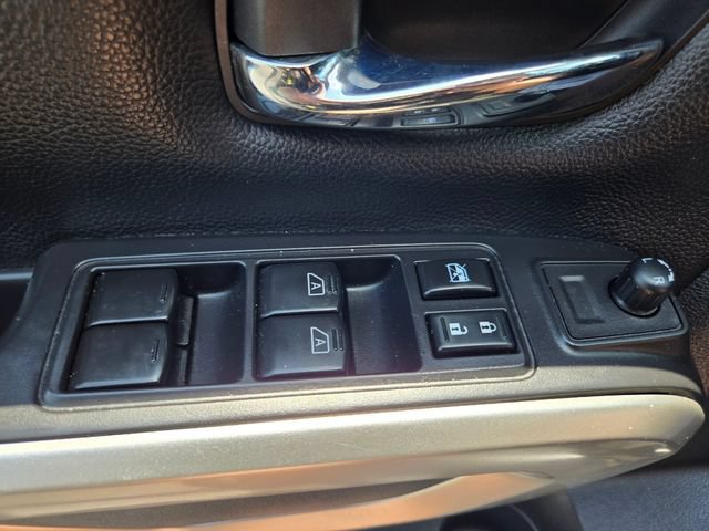 Used 2021 Nissan Titan SV w/ SV Convenience Package AWD/4WD image 38