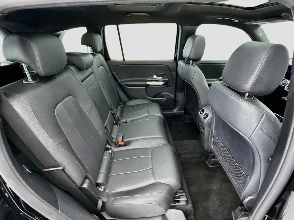 Used 2023 Mercedes-Benz GLB 250 image 21