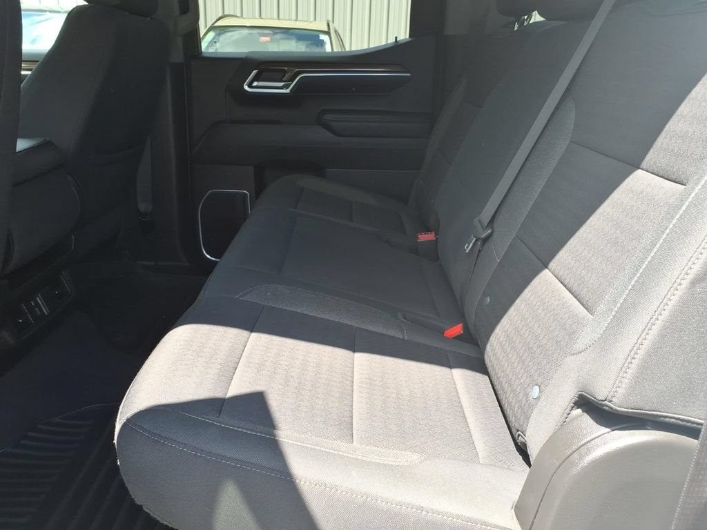 Used 2023 Chevrolet Silverado 1500 RST AWD/4WD image 14