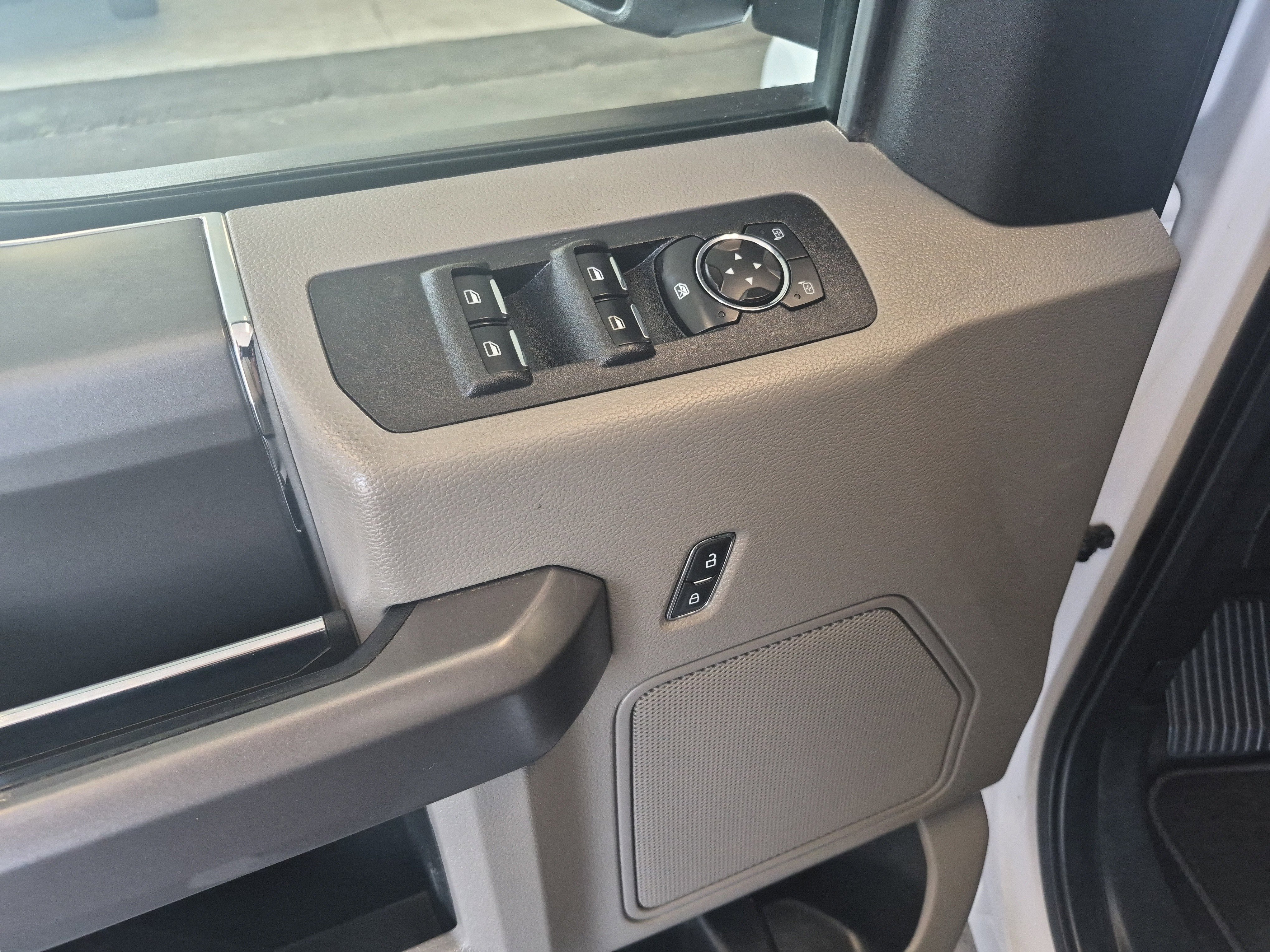 Certified 2020 Ford F150 XLT w/ Equipment Group 302A Luxury image 11