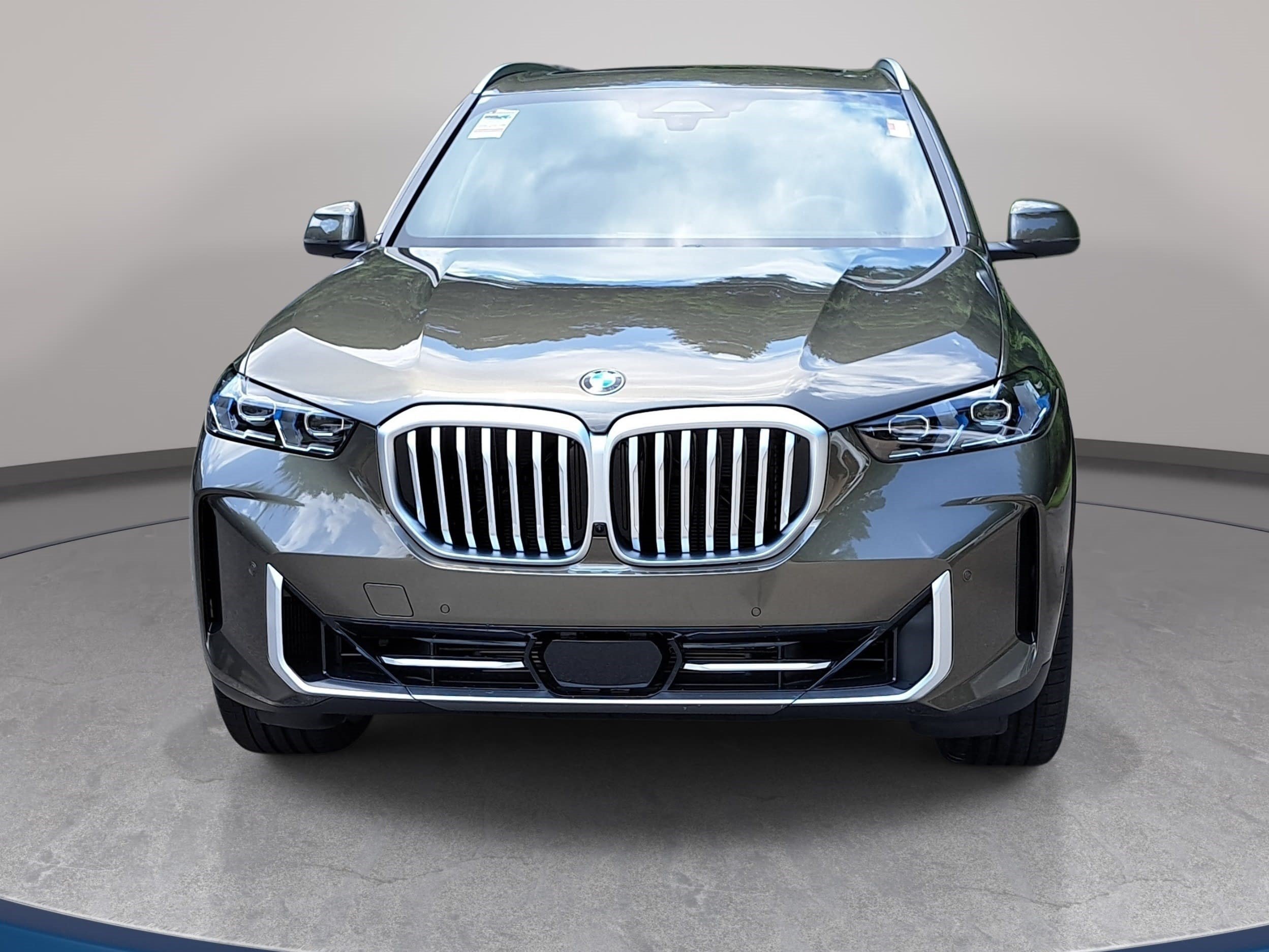 New 2026 BMW X5 xDrive40i w/ Climate Comfort Package AWD/4WD image 2