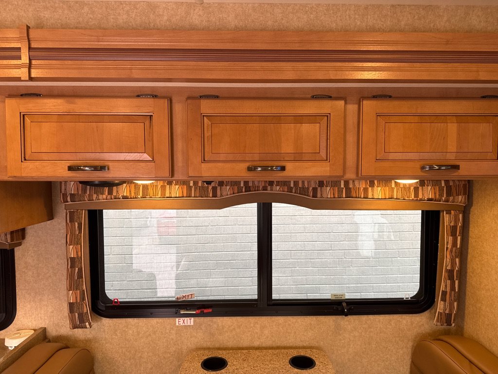 Used 2016 Ford E-450 and Econoline 450 Super Duty w/ Motorhome Prep Package RWD image 21