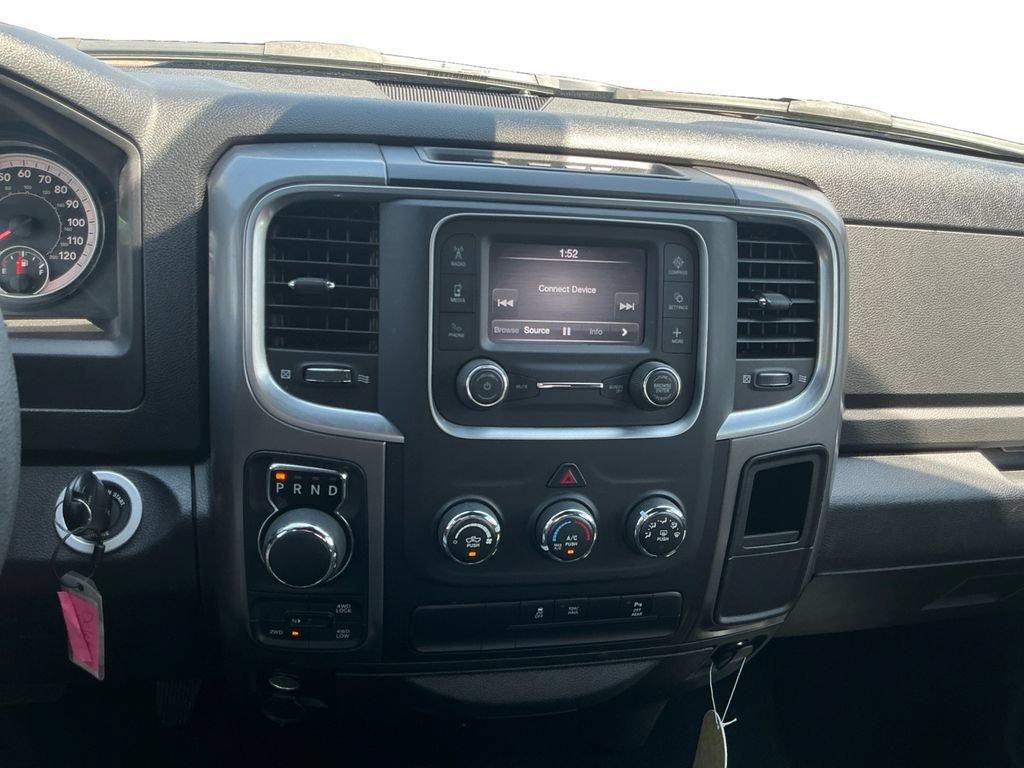 Used 2024 RAM 1500 Warlock AWD/4WD image 24