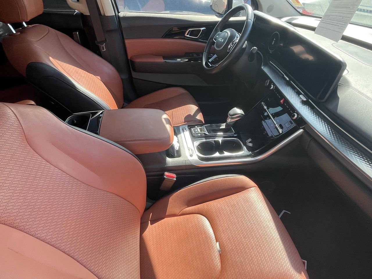 Certified 2024 Kia Carnival SX Prestige image 17