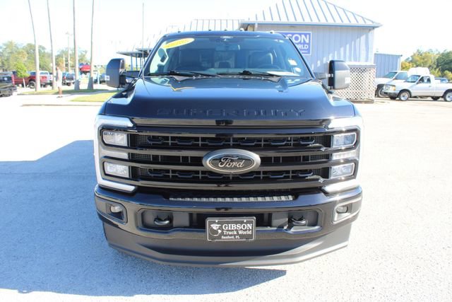 Used 2024 Ford F250 Lariat w/ Black Appearance Package image 2